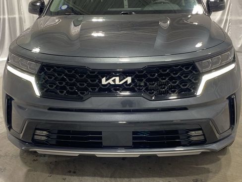 Used 2023 Kia Sorento SX image 28