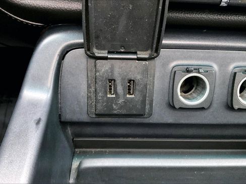 Used 2016 GMC Sierra 3500 SLT image 32