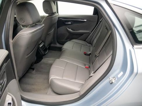 Used 2015 Chevrolet Impala LTZ FWD image 24