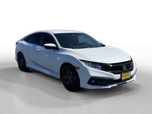 Used 2019 Honda Civic Sport image 7