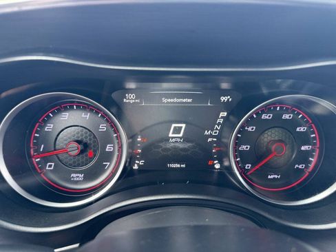 Used 2017 Dodge Charger SE RWD image 13