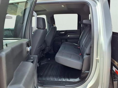 Used 2021 Chevrolet Silverado 3500 LT image 11