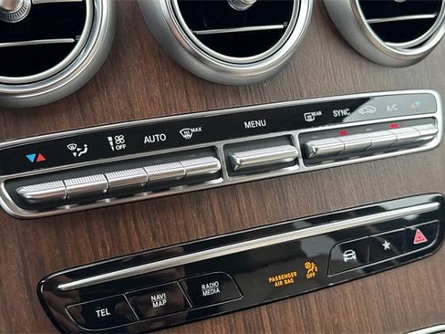 Used 2022 Mercedes-Benz GLC 300 image 28