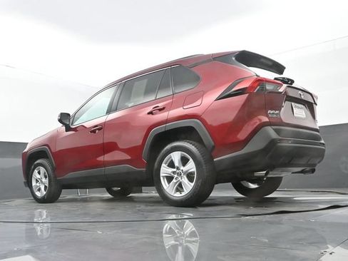 Used 2020 Toyota RAV4 XLE FWD image 27