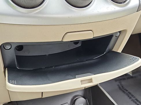 Used 2010 Hyundai Elantra GLS FWD image 22