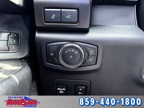 Used 2019 Ford Expedition Limited w/ Equipment Group 303A AWD/4WD image 17