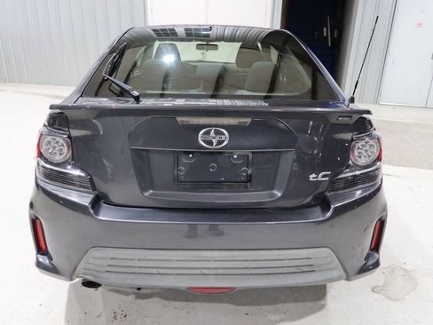 Used 2016 Scion tC FWD image 4