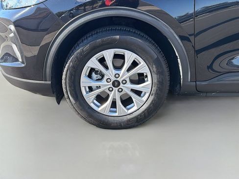 Used 2024 Ford Escape Active FWD image 29