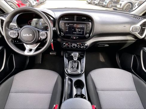 Used 2024 Kia Soul LX w/ Option Group 015 image 14