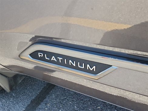 Used 2025 Toyota Tundra Platinum image 19