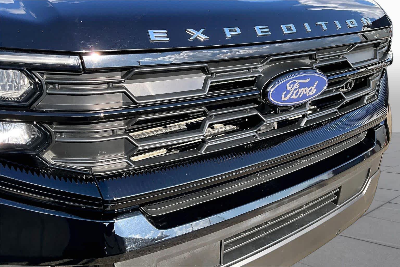 Certified 2026 Ford Expedition Active RWD image 30