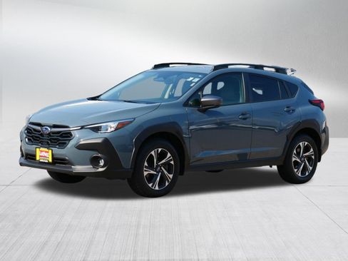 Used 2024 Subaru Crosstrek 2.0i Premium AWD/4WD image 3