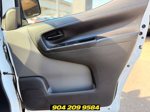 Used 2015 Nissan NV200 SV FWD image 50