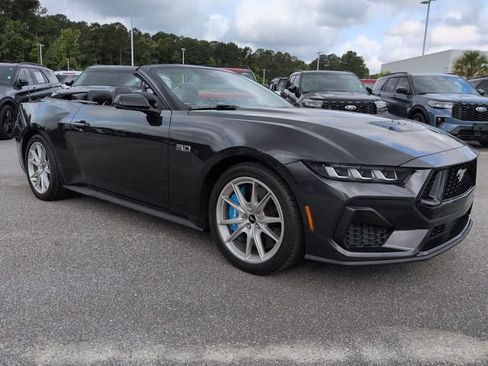 Used 2024 Ford Mustang GT Premium RWD image 2