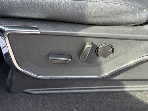 Certified 2024 Ford F250 Lariat w/ Lariat Ultimate Package image 18