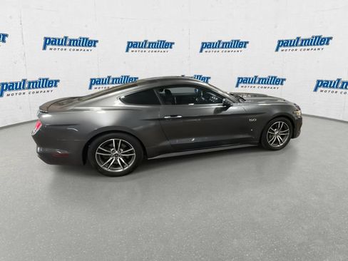 Used 2017 Ford Mustang GT RWD image 11