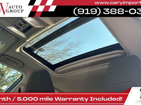 Used 2022 Toyota RAV4 XLE w/ Convenience Package image 29