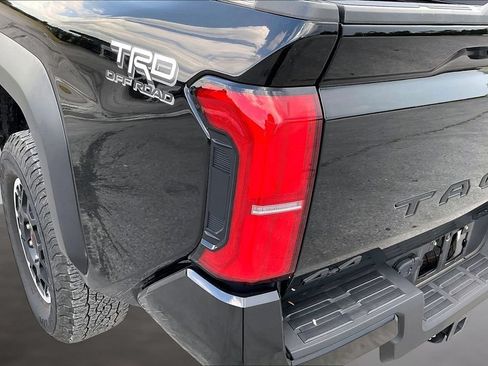 Used 2024 Toyota Tacoma TRD Off-Road AWD/4WD image 23