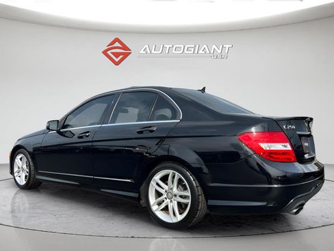 Used 2014 Mercedes-Benz C 250 Sedan image 4