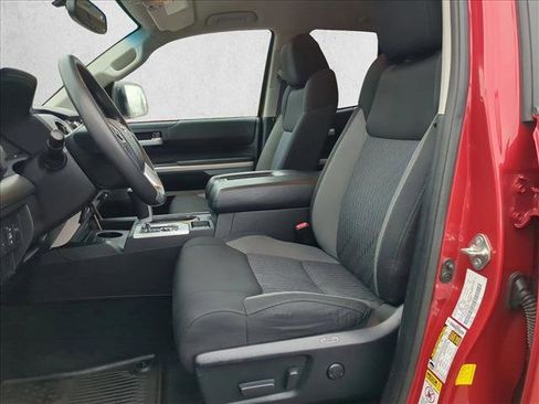 Used 2015 Toyota Tundra SR5 w/ SR5 Upgrade Package image 16