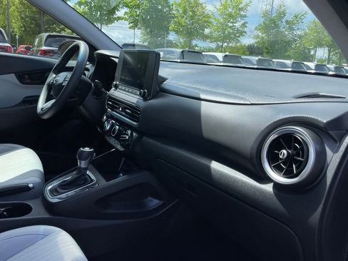 Used 2022 Hyundai Kona SEL FWD image 35