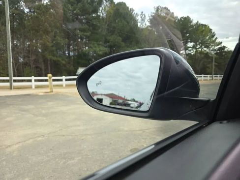 Used 2019 Volkswagen Jetta SE image 27