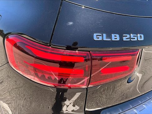 Certified 2026 Mercedes-Benz GLB 250 image 29