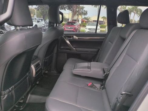 Certified 2023 Lexus GX 460 Premium w/ Premium Package AWD/4WD image 13