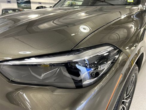 Used 2023 BMW X5 xDrive40i w/ M Sport Package image 7