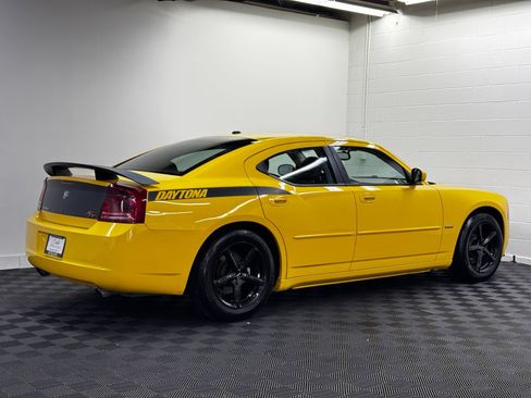 Used 2006 Dodge Charger R/T RWD image 2