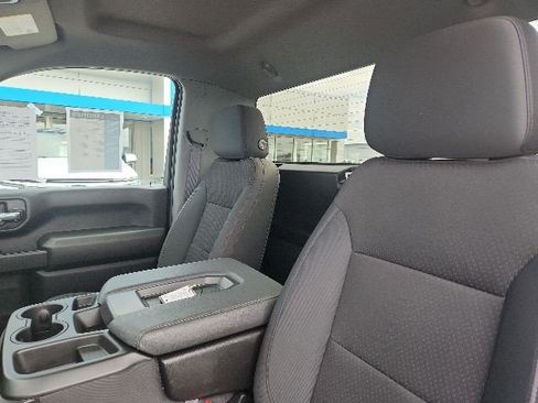 Used 2025 Chevrolet Silverado 2500 W/T w/ WT Convenience Package AWD/4WD image 15