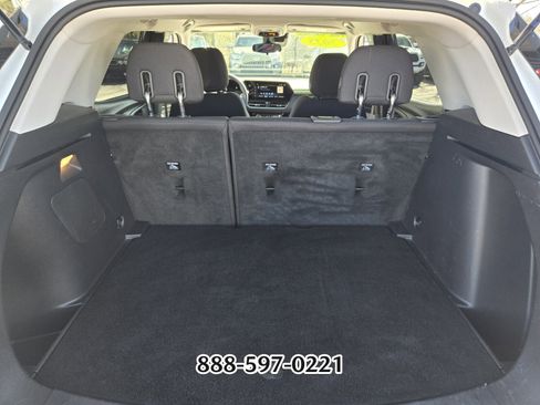 Used 2025 Chevrolet TrailBlazer LT image 17