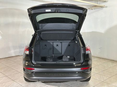Used 2024 Audi Q4 e-tron Premium AWD/4WD image 23