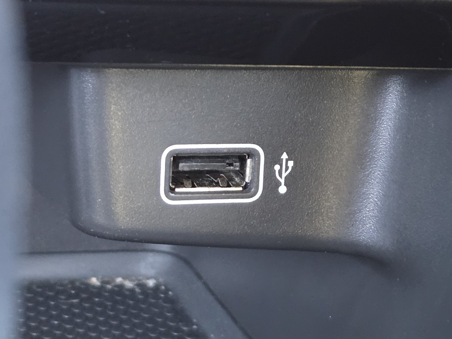 Used 2019 Volkswagen Jetta SEL FWD image 5