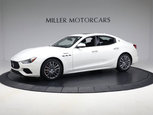 Certified 2022 Maserati Ghibli Modena Q4 image 2
