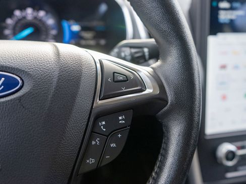 Used 2021 Ford Edge Titanium image 26