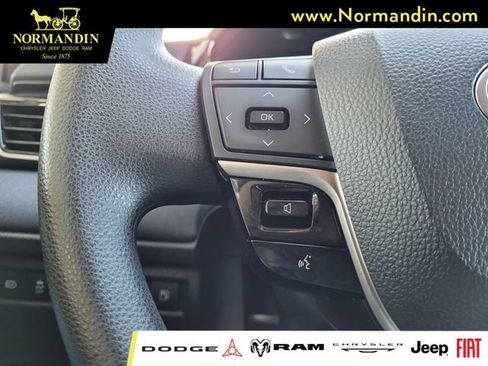 Used 2025 Toyota Camry LE FWD image 13