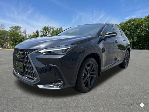 Used 2025 Lexus NX 450h+ AWD w/ Accessory Package (2T) image 4