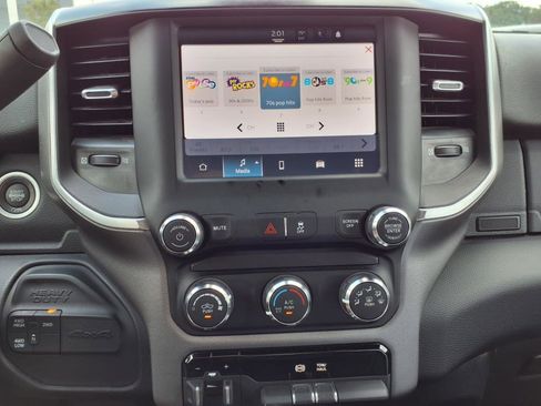 Used 2024 RAM 2500 Big Horn image 19