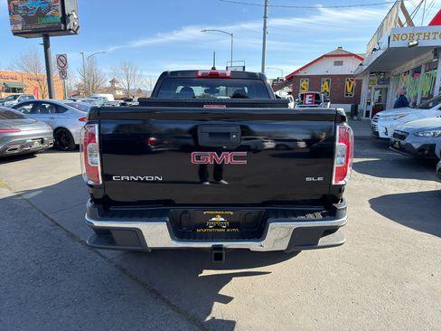 Used 2016 GMC Canyon SLE image 6