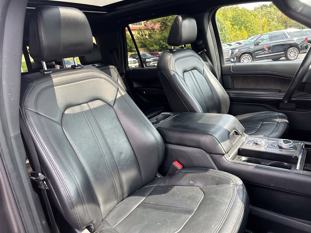 Used 2021 Ford Expedition Limited AWD/4WD image 40