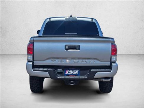 Used 2023 Toyota Tacoma TRD Sport AWD/4WD image 7