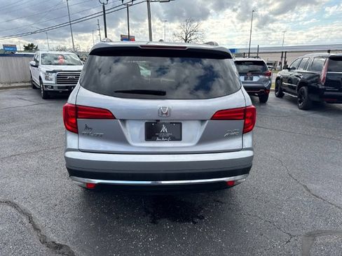 Used 2017 Honda Pilot Elite image 6