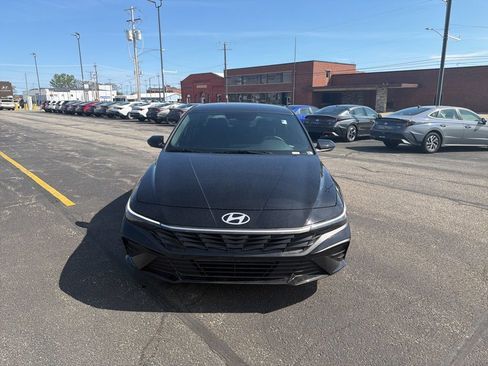 New 2026 Hyundai Elantra Sport FWD image 2