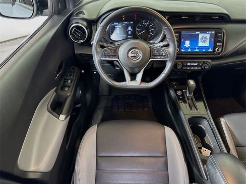 Used 2023 Nissan Kicks SR w/ SR Premium Package image 19