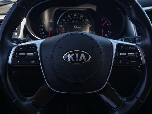 Used 2020 Kia Sorento EX FWD image 25
