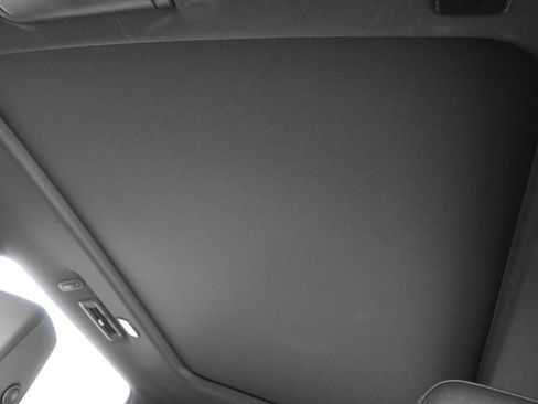 Used 2023 Chevrolet Suburban Z71 w/ Luxury Package image 41