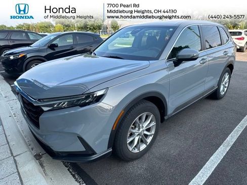 Used 2025 Honda CR-V EX image 1