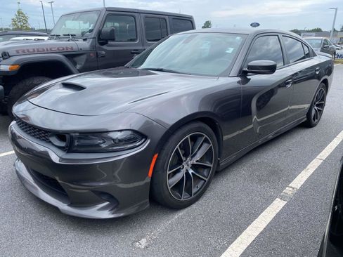 Used 2020 Dodge Charger Scat Pack w/ Plus Group RWD image 3