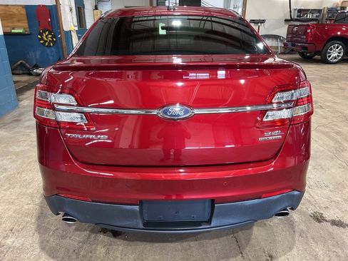Used 2017 Ford Taurus SEL w/ Equipment Group 201A image 7